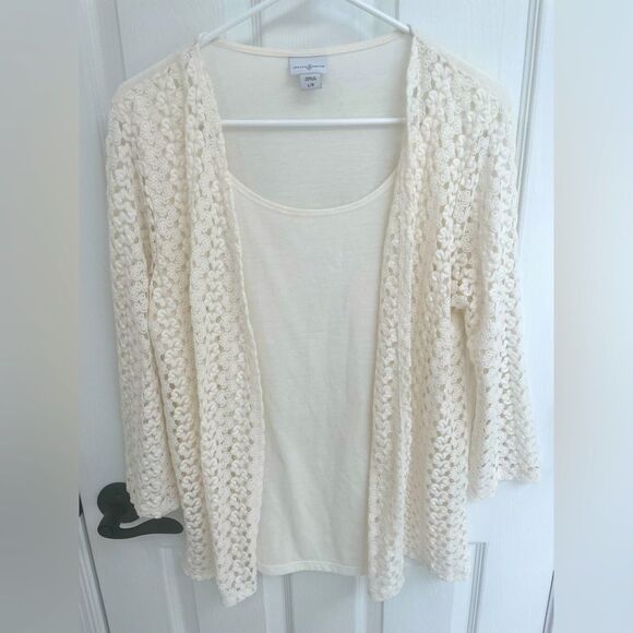 Jaclyn Smith Tops - Jaclyn Smith Two in One Off White Crochet Sweater and Tank Top Women’s Size L